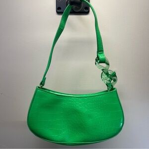 Vibrant Green Croc-Pattern Shoulder Bag